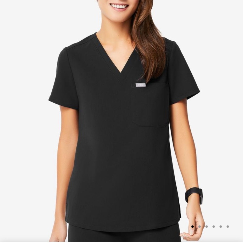 FIGS Catarina Scrub Top